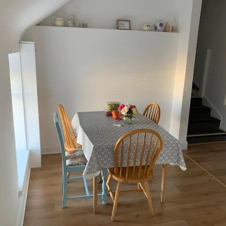 B&B 2 Camp Street & Self Catering